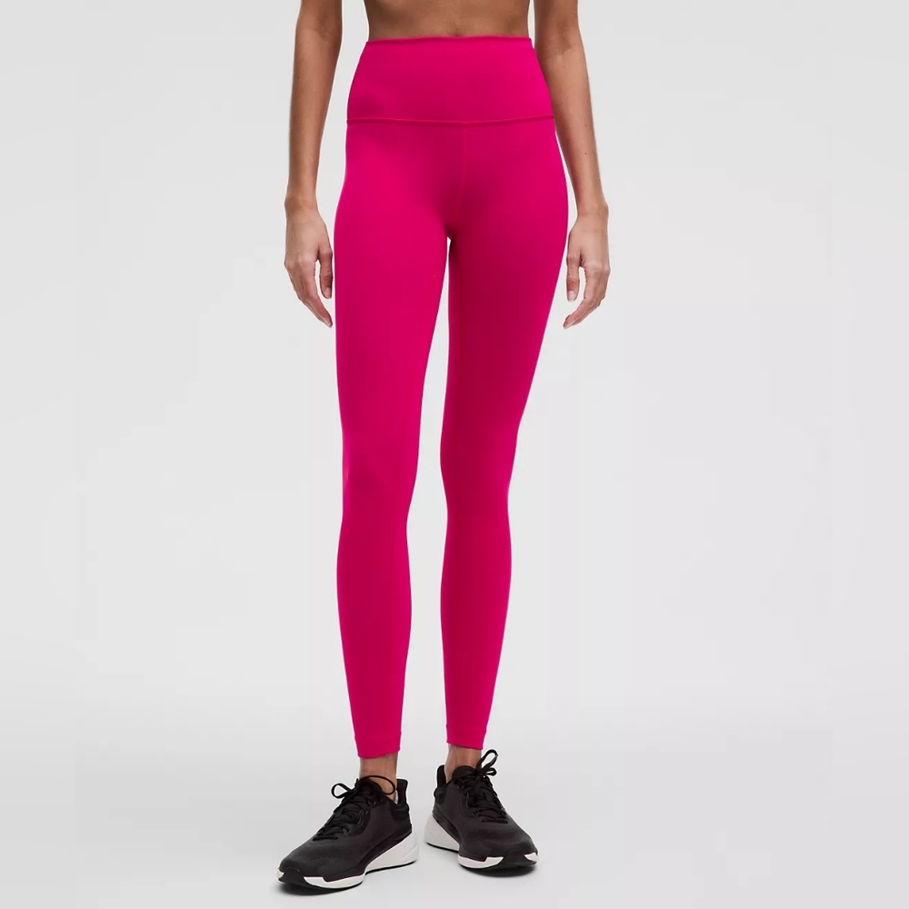 🍋NWT Lululemon Athletica - Wunder Train 28"